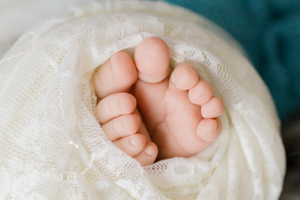 10 DAY OLD BEAUTY ~ BABY GIRL {GREENWICH NEWBORN PHOTOGRAPHER}