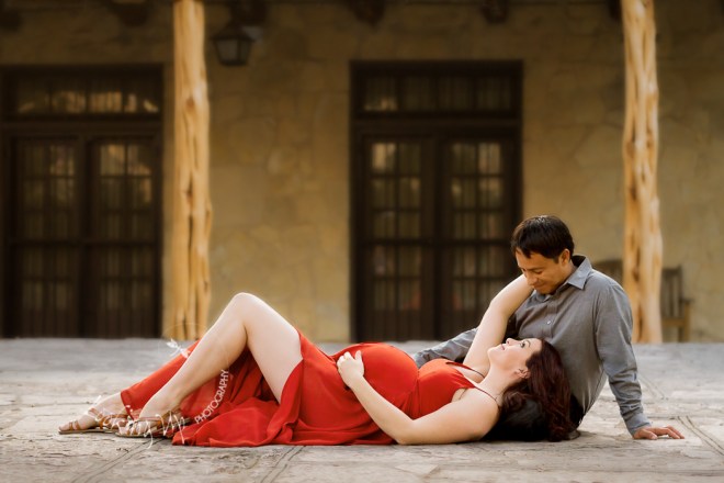 Styled Maternity Session at The Alamo {Greenwich Maternity Phtoographer}