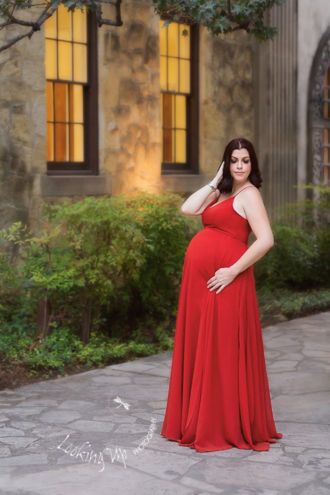 Styled Maternity Session at The Alamo {Greenwich Maternity Phtoographer}