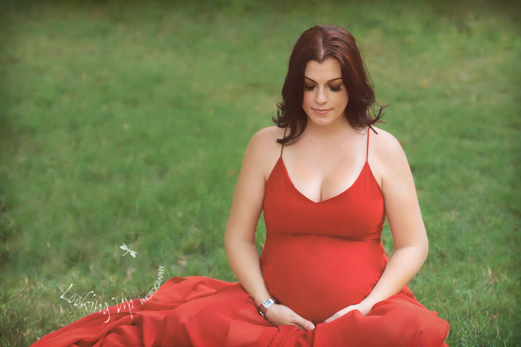 Styled Maternity Session at The Alamo {Greenwich Maternity Phtoographer}