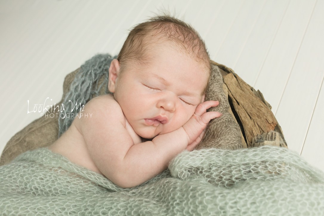 The Thinker (Ridgefield Newborn Photographer)