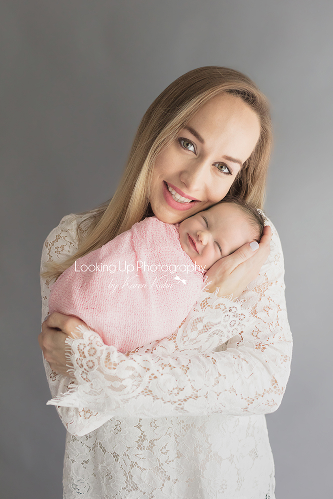 LookingUpPhotography_GreenwichNewborns_Baby Girl S_ IMG_1009