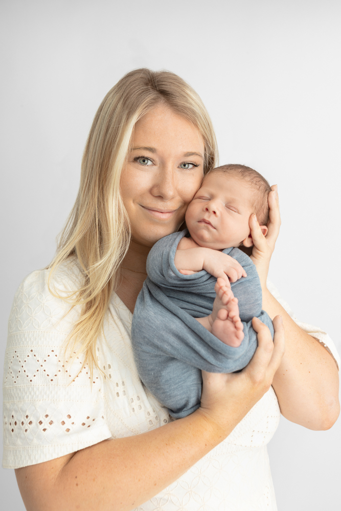 newborn session
